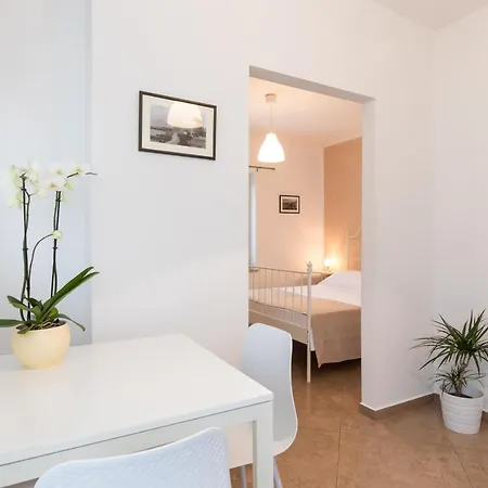 Laura Appartement Krk Town
